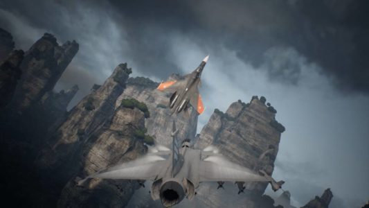 Dogfighting in Ace Combat 7