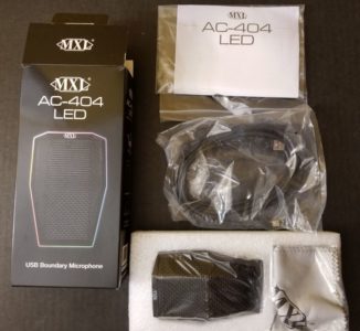What's inside the MXL AC-404 LED box and packaging