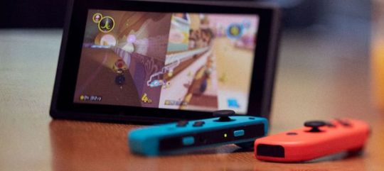Nintendo Switch and controllers image